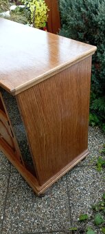 Rustikálna skrinka pod televízor - 2