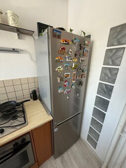 Beko chladnička s mrazničkou - 2