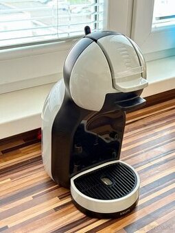 Kavovar Dolce Gusto + stojan na kapsule - 2