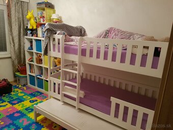 Poschodová posteľ- 3 lôžka - 2