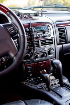 Predám jeep wj 4,7 - 2