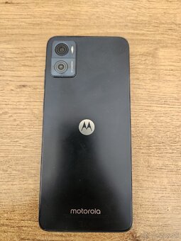 Motorola e22 - 2