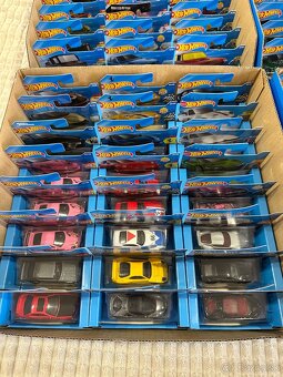 Hotwheels - 2