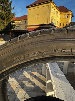 Zimné pneumatiky 285/35 R22 106V - 2