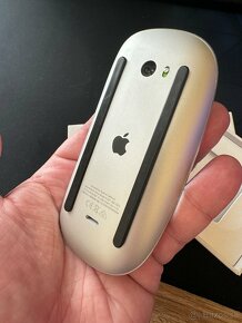 Apple Magic Mouse 2 skoro nepoužívaná - 2