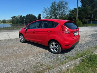 Ford Fiesta 1.2 benzín - 2