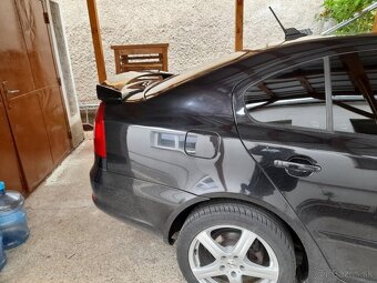 Spojler na zadný kufor pre ŠKODA OCTAVIA 2 sedan - 2