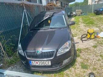 Skoda roomster predam v celku na diely cena dohoda - 2