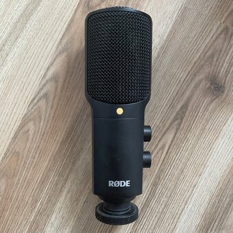 RODE mikrofón + akustická clona - 2