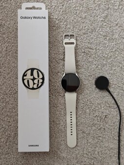 Samsung Galaxy Watchb6 - 2