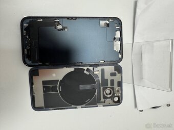 iPhone 14 housing zadne sklo - 2