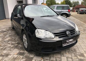 Volkswagen Golf 1.4 16V benzín manuál 59 kw - 2