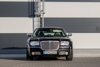Chrysler 300 C 5.7L V8 - 2