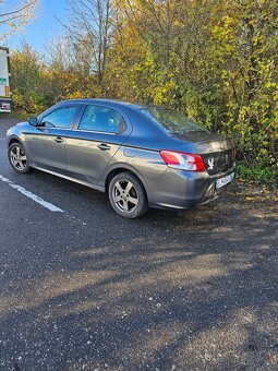 Peugeot 301 1.2 - 2
