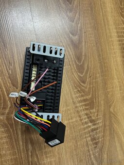 Predám 2din dotykové rádio - 2