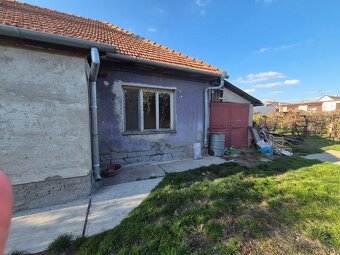 Na predaj 3 izbový rodinný dom v Kolárove - 2