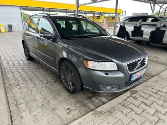 Volvo v50 2.0 - 2