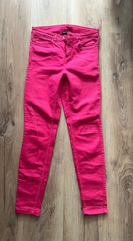 Ružové a čierne nohavice - 2