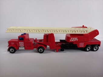 MATCHBOX CONVOY - PETERBILT FIRE ENGINE - 2