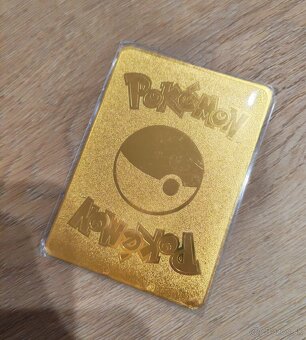 Kovová pokémon karta - 2
