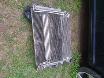 Audi Q7 sahara chladičov - 2