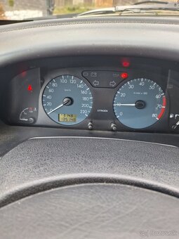 Predám Citroën xsara 1.4 benzín - 2
