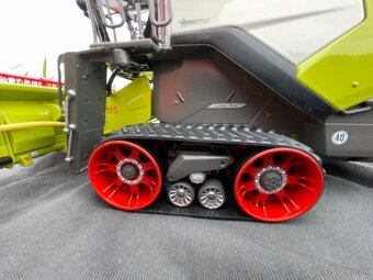 1:32 lexion 6900 - 2