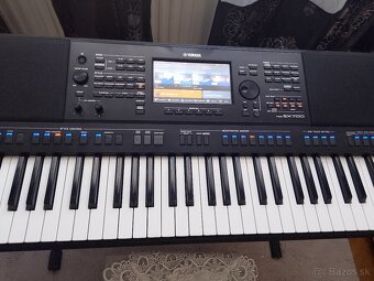 Yamaha psr sx700 - 2