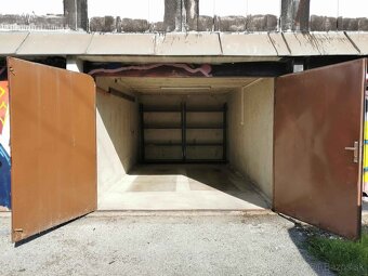 Garáž v centre mesta – Krivá ul., 18 m², osobné vlastníctvo - 2