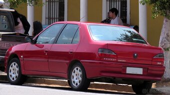 Zadné svetlá Peugeot 306 - 2