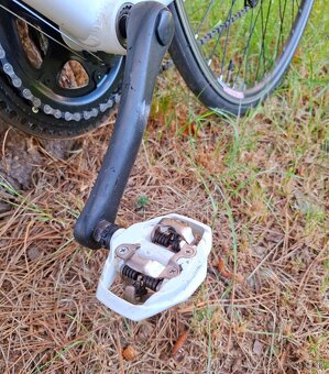 Stealth cestny bicykel - 2