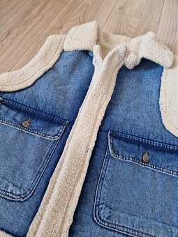 PREDANÁ Vesta riflová s barančekom 38/40 - 2