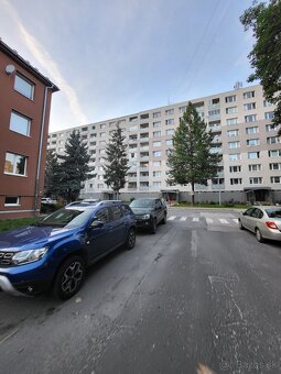 Na Malinovského ulici slnečný 67 m2 dobrý byt - 2