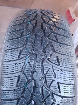 4x zimné pneumatiky 215/55 r17 - 2