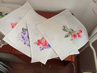 Predám háčkované obrusy malé a veľké a výšivky - 2