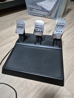 Volant Thrustmaster TMX Pro a T3PA pedále - 2
