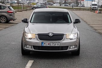 Škoda Superb 3.6 FSI V6 4x4 Elegance DSG/ AJ NA SPLÁTKY - 2