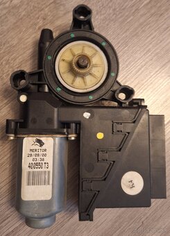 Predám originál predné motorčeky okna škoda fabia I - 2