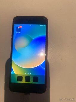 Predám Iphone 8 - 2