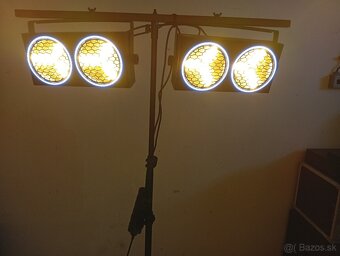 Nové profi svetlá 200W COB - 2