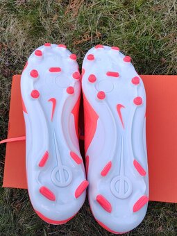 Kopačky Nike - 2
