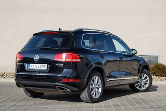 Vw Volkswagen Touareg 3.0 TDI webasto, panorama, nová STK - 2
