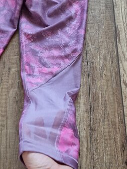 Trojštvrťové legíny Under Armour - veľkosť XS - 2