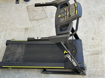 Bezecky pas Diadora Edge 2.4 - 2