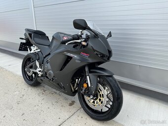 Honda CBR600RR model 2025 - 2