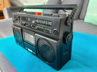 Vintage Tesla Safir rádio magnetofón - 2