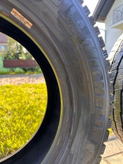 Michelin agilis alpin 215/65 R16 - 2