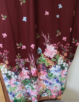 Nove kvetovane saty XL - XXL - 2