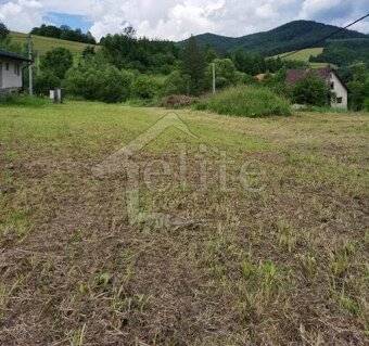 Predaj, Pozemok/Zastavané plochy a nádvoria (RK01021464) - 2