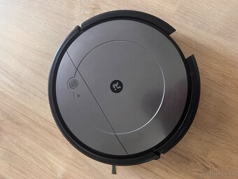 Robotický vysávač iRobot Roomba Combo 1138 - 2